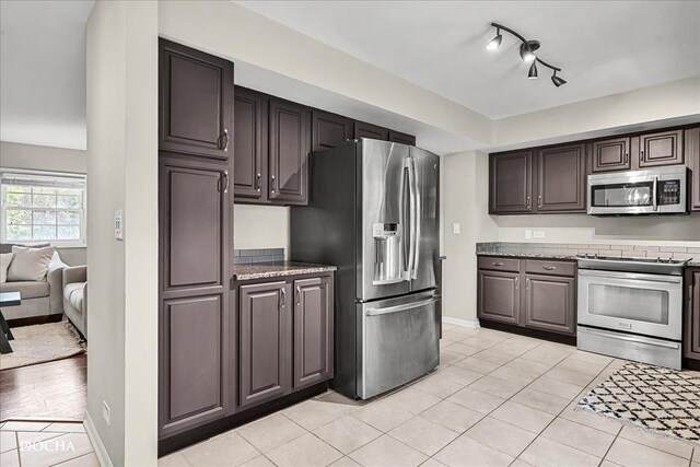 425 W Gartner Rd, Naperville, IL 60540 - photo 6