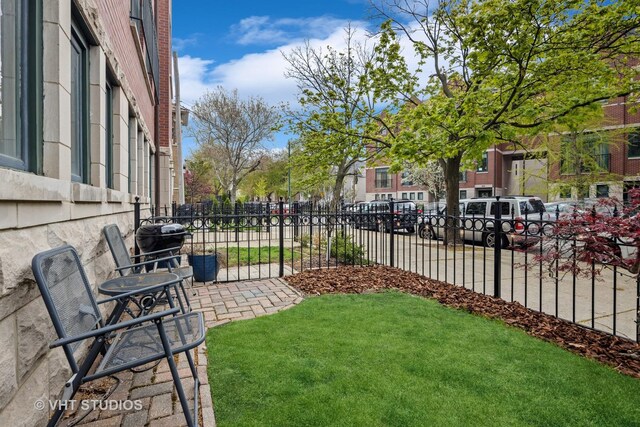 2038 W Warner Ave Unit 103, Chicago, IL 60618 - photo 3