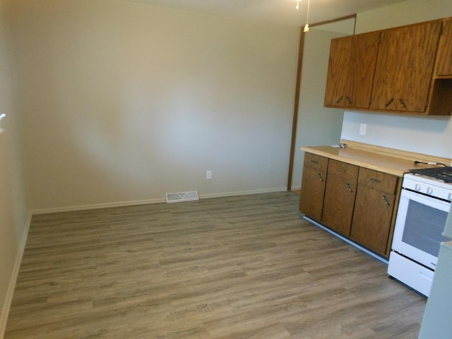 123 Fairlane Dr, Joliet, IL 60435 - photo 8