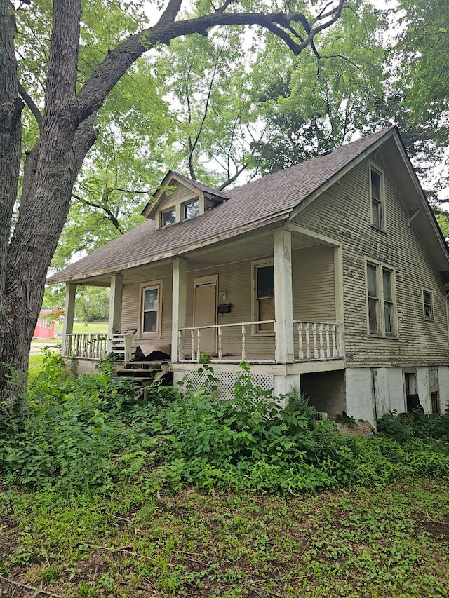 904 Walnut Ave, Dixon, IL 61021 - photo 1