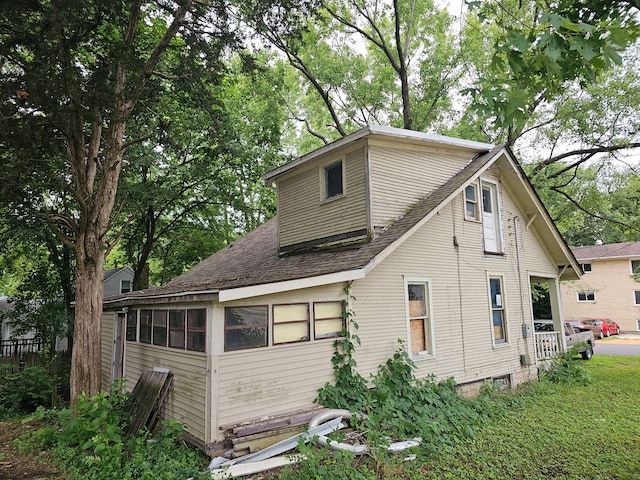 904 Walnut Ave, Dixon, IL 61021 - photo 2