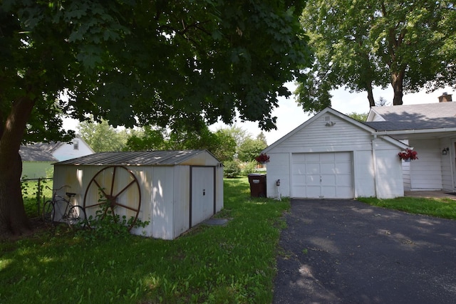 710 N Taylor St, Marengo, IL 60152 - photo 24
