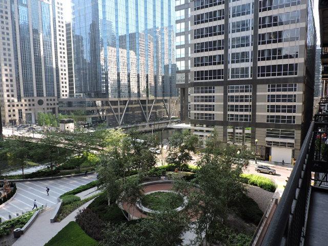 165 N Canal St Unit 719, Chicago, IL 60606 - photo 19