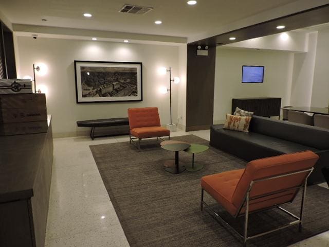 165 N Canal St Unit 719, Chicago, IL 60606 - photo 4
