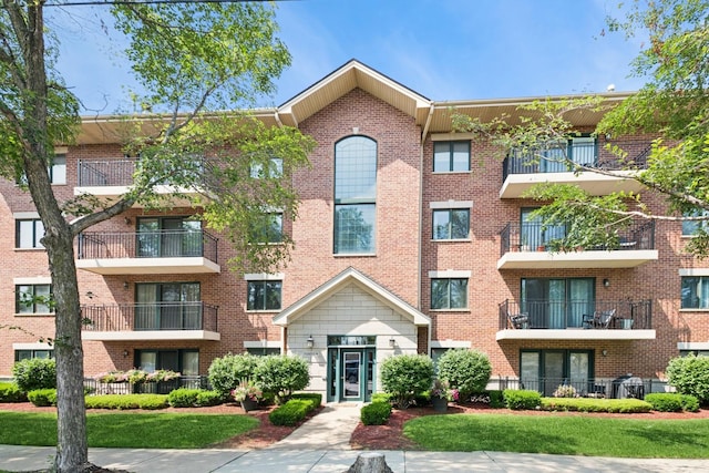 3720 W 111th St Unit 303, Chicago, IL 60655 - photo 1
