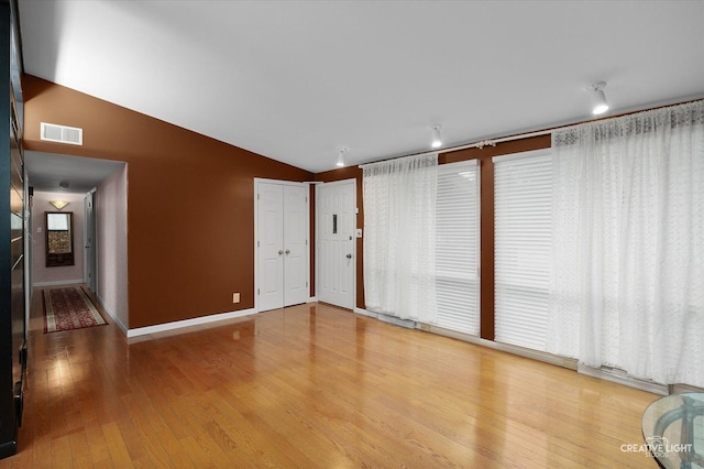 201 Long Ave, North Aurora, IL 60542 - photo 2