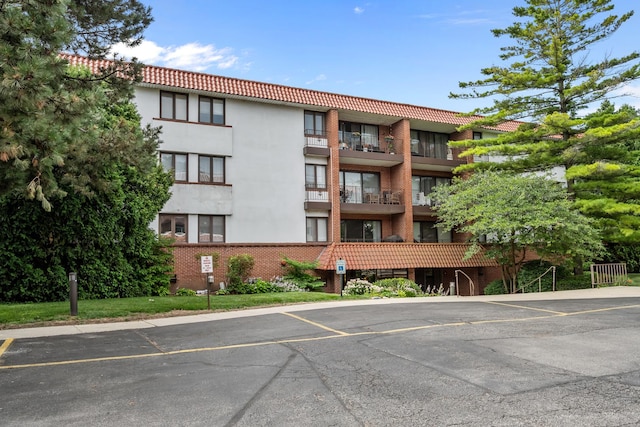 2046 Saint Johns Ave Unit 2E, Highland Park, IL 60035 - photo 1
