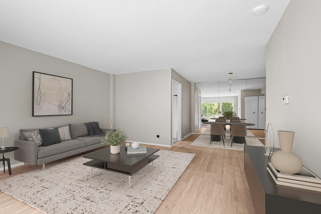 2046 Saint Johns Ave Unit 2E, Highland Park, IL 60035 - photo 3