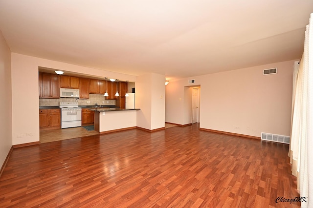675 Grove Dr Unit 409, Elk Grove Village, IL 60007 - photo 5