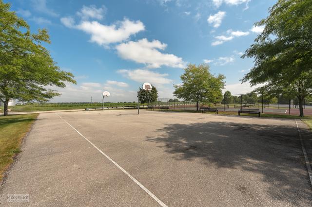 8513 Sawyer Ct, Joliet, IL 60431 - photo 22