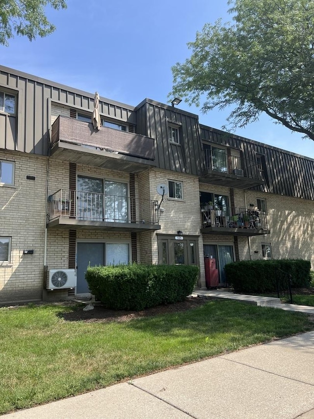 565 Fairway View Dr Unit 2L, Wheeling, IL 60090 - photo 2