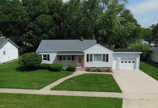 385 E Lincoln St, Sycamore, IL 60178 - photo 1