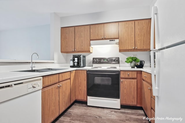 33720 N Royal Oak Ln Unit 206, Grayslake, IL 60030 - photo 2