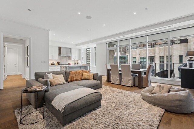 435 N Michigan Ave Unit 612, Chicago, IL 60611 - photo 2