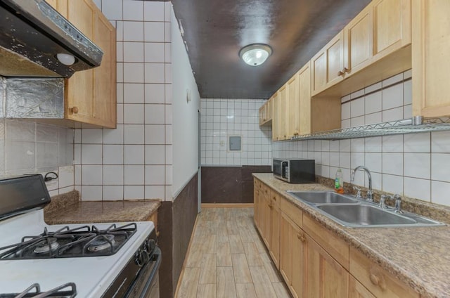 256 Shorewood Dr Unit 2C, Glendale Heights, IL 60139 - photo 8