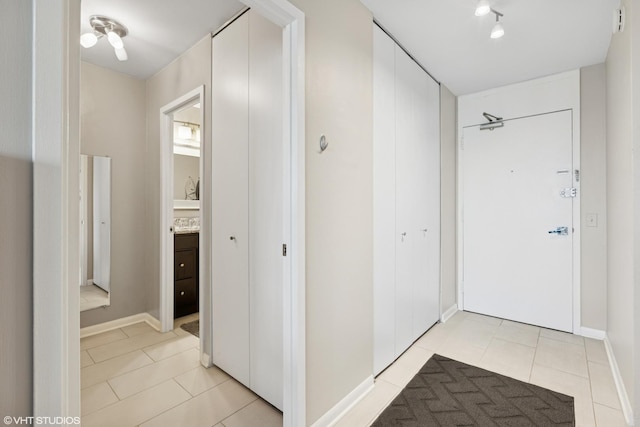 1560 N Sandburg Ter Unit 2105, Chicago, IL 60610 - photo 12
