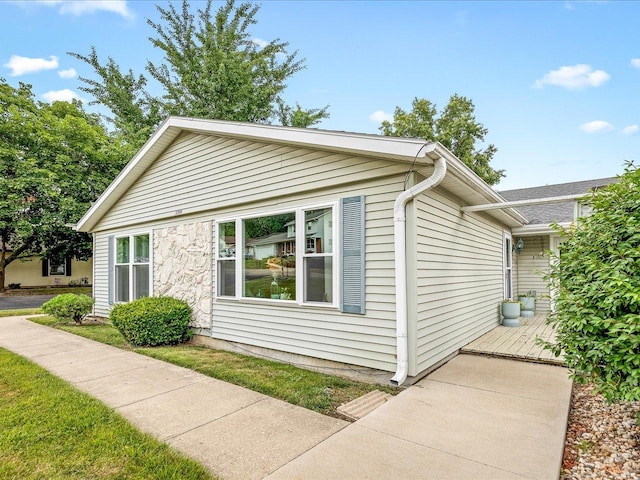 3200 W Carthage Dr Unit 3, Freeport, IL 61032 - photo 3