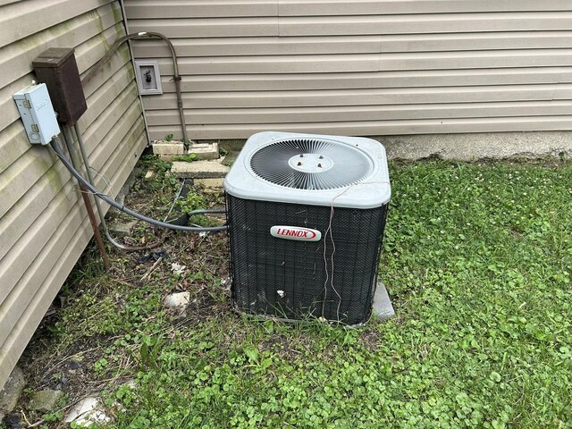 7519 Latrobe Ave, Burbank, IL 60459 - photo 32