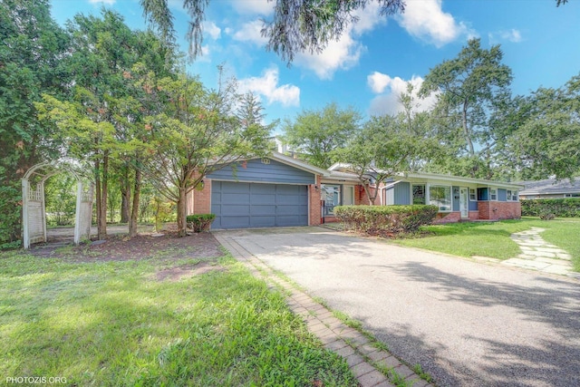 2411 Fontana Dr, Glenview, IL 60025 - photo 1