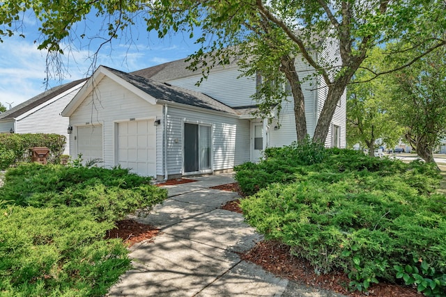 22453 Latonia Ln, Richton Park, IL 60471 - photo 2