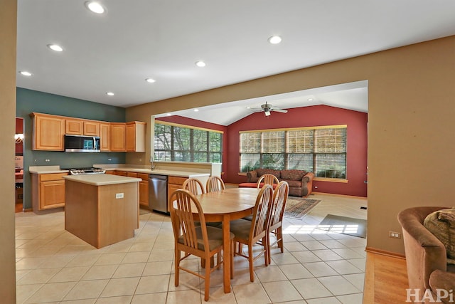 261 Hampton Rd, Sugar Grove, IL 60554 - photo 6
