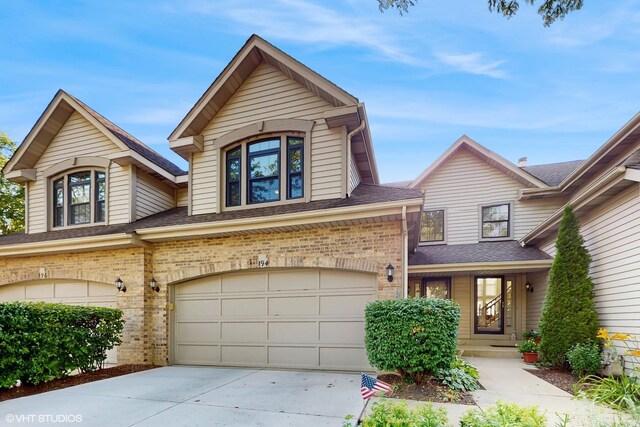 194 Benton Ln, Bloomingdale, IL 60108 - photo 2