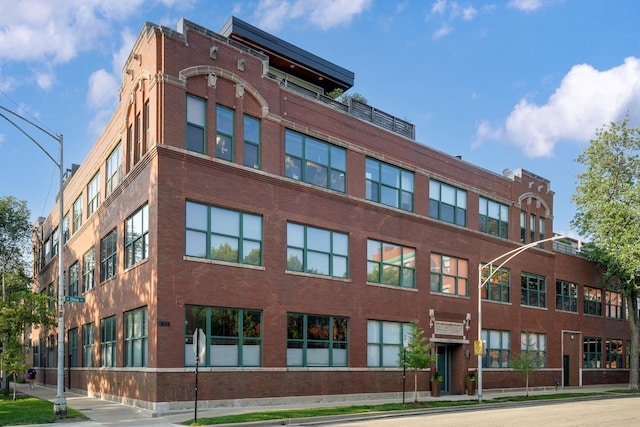 2250 W Ohio St Unit 301, Chicago, IL 60612 - photo 1