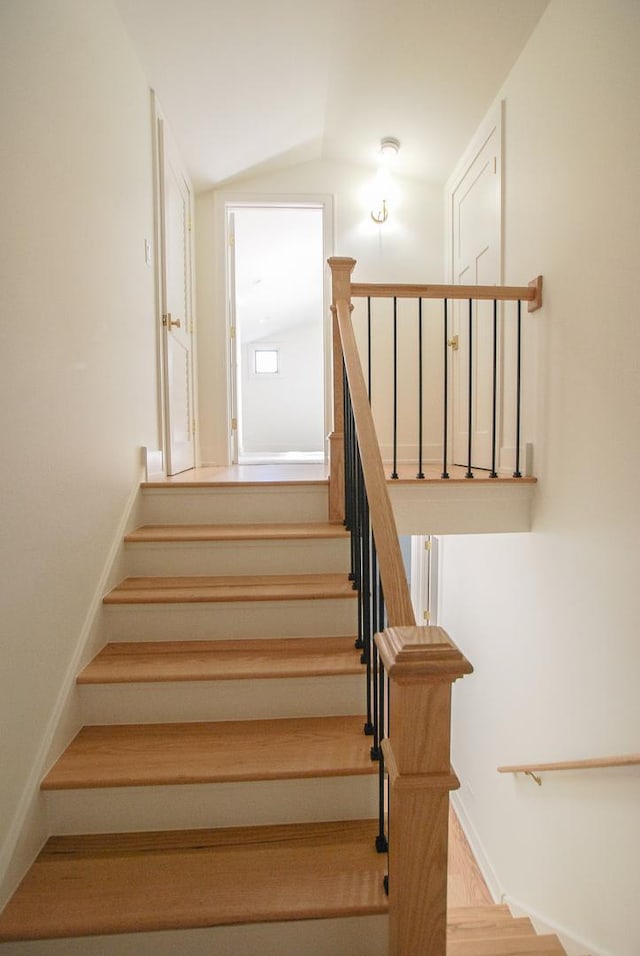 111 N Kenilworth Ave, Glen Ellyn, IL 60137 - photo 33