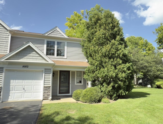 1682 College Green Ave, Elgin, IL 60123 - photo 1