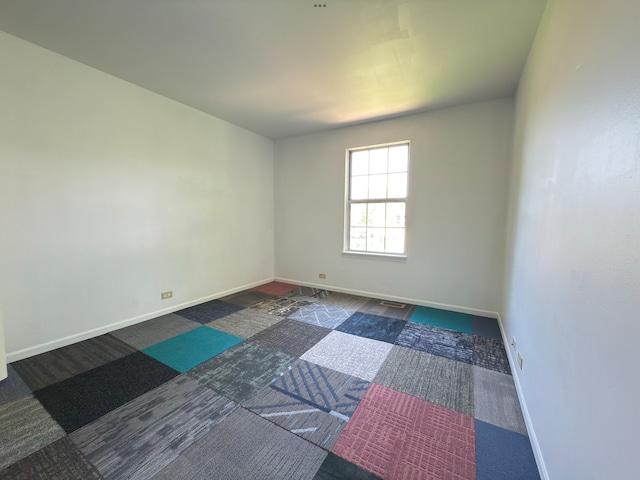 1682 College Green Ave, Elgin, IL 60123 - photo 9