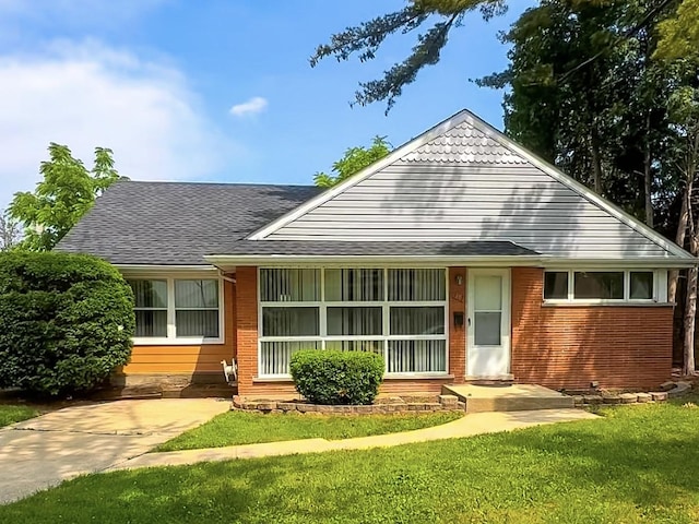 917 Bristol Ave, Westchester, IL 60154 - photo 1