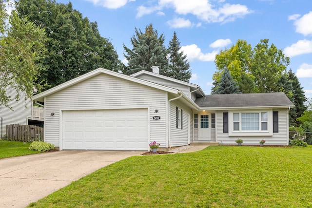 5201 W Dartmoor Dr, Mchenry, IL 60050 - photo 1