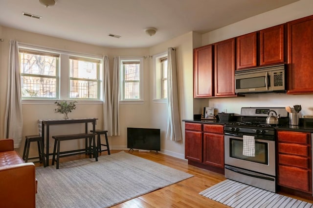 2531 W Berwyn Ave Unit G, Chicago, IL 60625 - photo 2