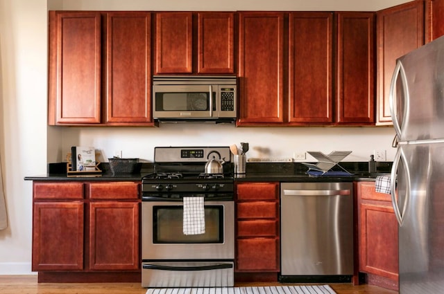 2531 W Berwyn Ave Unit G, Chicago, IL 60625 - photo 4