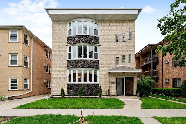 8729 W Summerdale Ave, Chicago, IL 60656 - photo 1