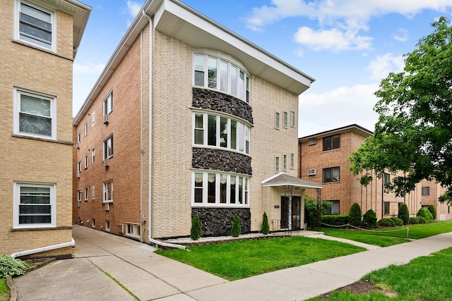 8729 W Summerdale Ave, Chicago, IL 60656 - photo 3