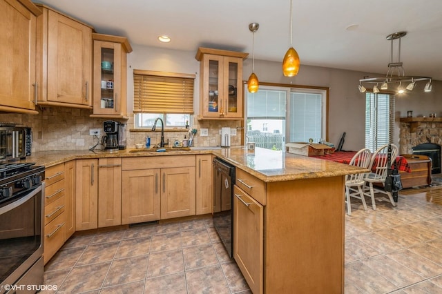 10036 Ashley Ct, Huntley, IL 60142 - photo 5