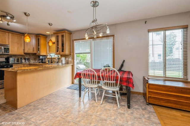 10036 Ashley Ct, Huntley, IL 60142 - photo 7