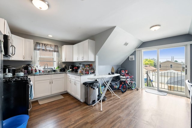 1710 N 23rd Ave, Melrose Park, IL 60160 - photo 22