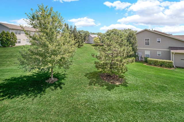 1324 N Red Oak Cir Unit 3, Round Lake Beach, IL 60073 - photo 21