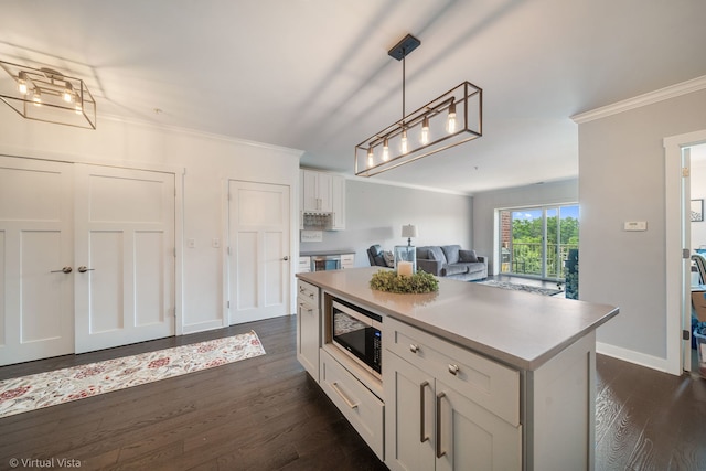 965 Rogers St Unit 402, Downers Grove, IL 60515 - photo 4