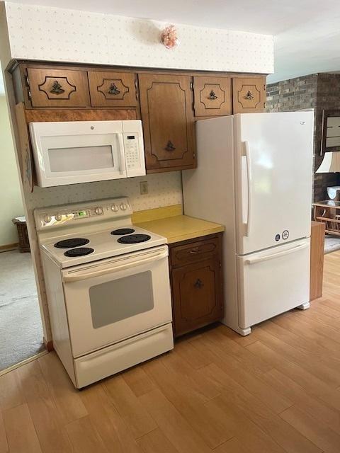 Listing photo 4 - caption unavailable