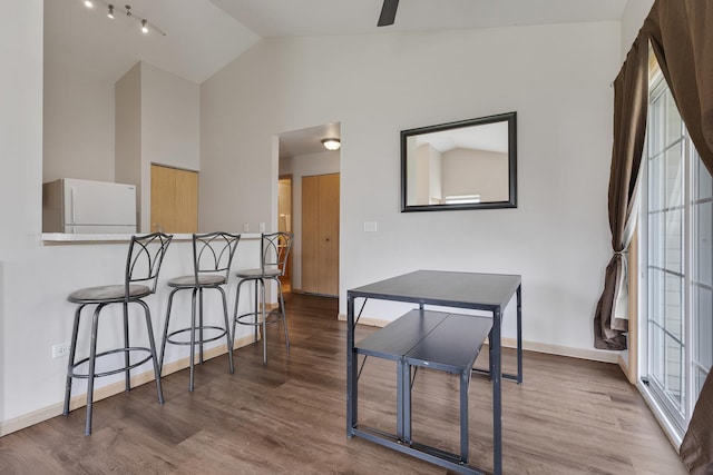 2125 Silverstone Dr Unit 2113, Carpentersville, IL 60110 - photo 4