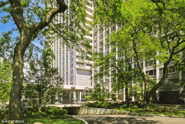 4250 N Marine Dr Unit 1511, Chicago, IL 60613 - photo 1