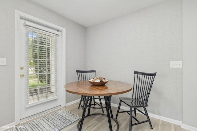 815 Silverstone Dr Unit 000, Carpentersville, IL 60110 - photo 5