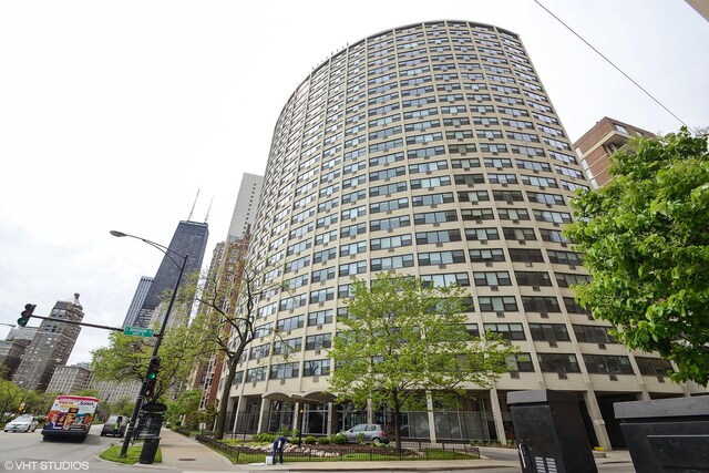 1150 N Lake Shore Dr Unit 13D, Chicago, IL 60611 - photo 1