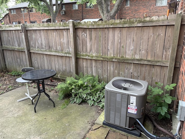18W168 Standish Ln, Villa Park, IL 60181 - photo 24