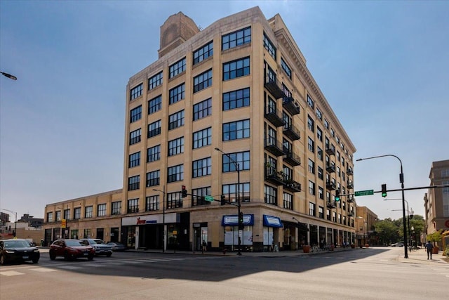 1601 W School St Unit 514, Chicago, IL 60657 - photo 1