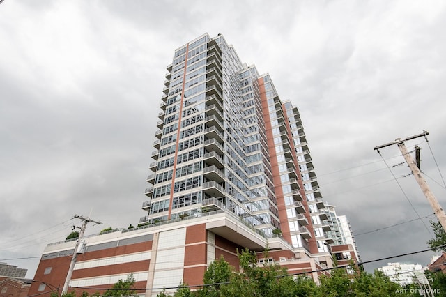 1600 S Prairie Ave Unit 1301, Chicago, IL 60616 - photo 1