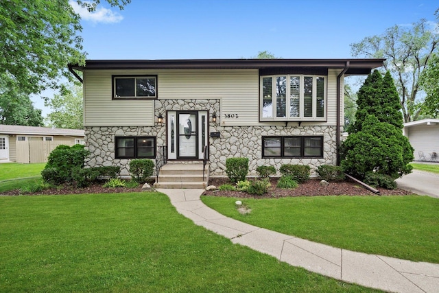 3802 Wren Ln, Rolling Meadows, IL 60008 - photo 1